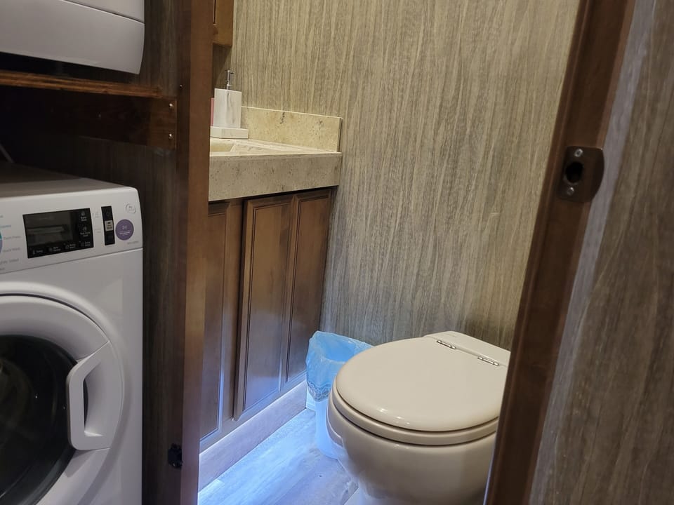 1/2 bath