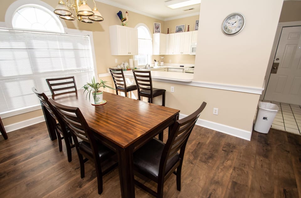 Kitchen and Dinning Room