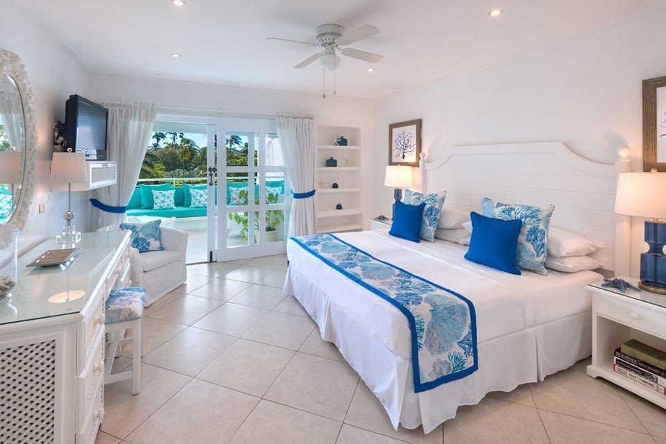 Glitter Bay Estate 310-Coral Isle: Master  Bedroom
