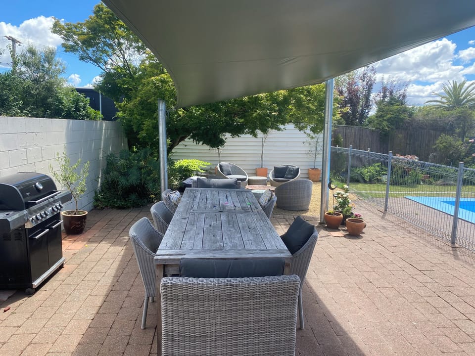 Poolside covered courtyard area