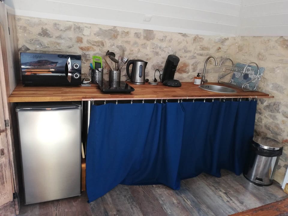 kitchenette