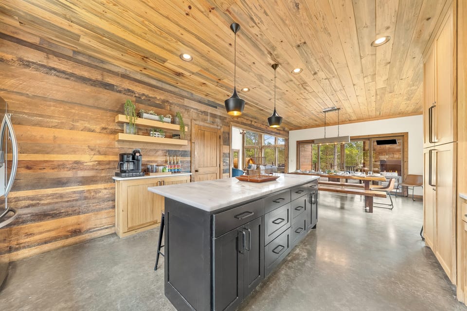 Enjoy the open floor plan and ample workspace while cooking and serving meals. 