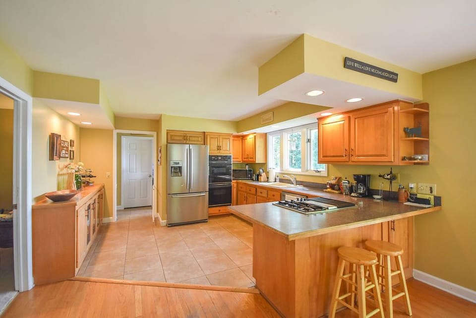 Well stocked kitchen so you can prepare meals at home.