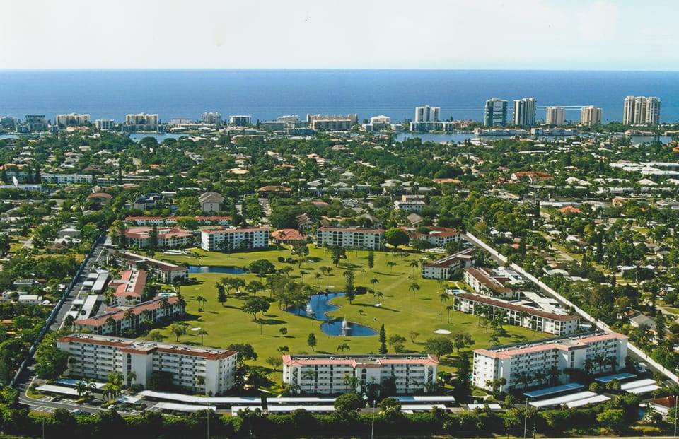Aerial view of High Point Circle, Par 3 course in center, beaches to the west