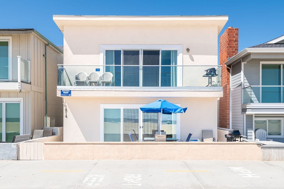 View of the property from the sand. This unit is on the second level. The bottom 3bed/1.5ba can be booked simultaneously upon availability.
                