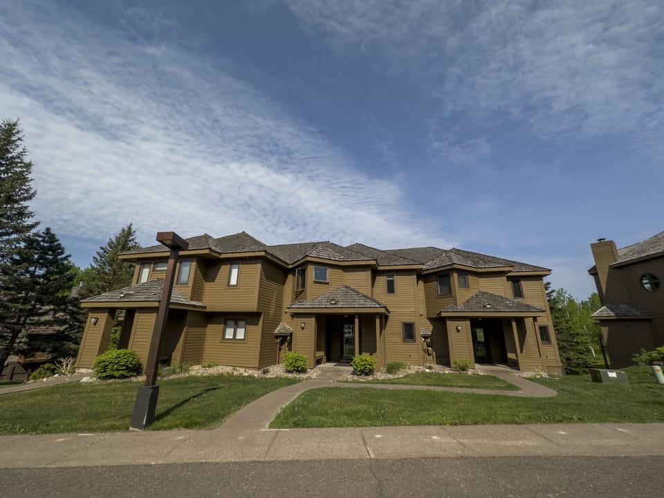 Well-kept townhome grounds.