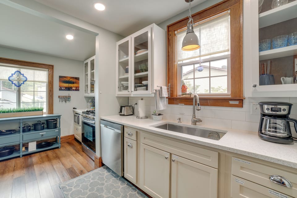 Fully Equipped Kitchen | Cooking Basics & Spices