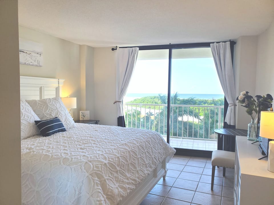 Master bedroom with view of the beach/gulf