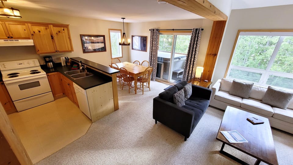 The kitchen, dining, and living are all in one great space!