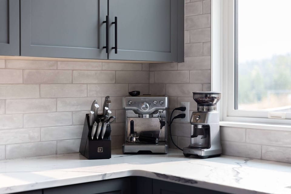 high quality espresso machine, knives and burr coffee grinder