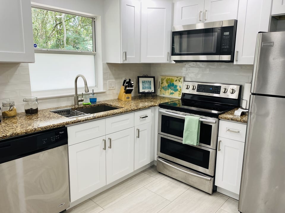 different view of the kitchen