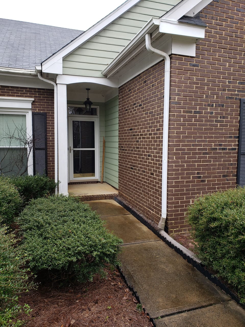 New Listing- Fully Furnished and Upgraded