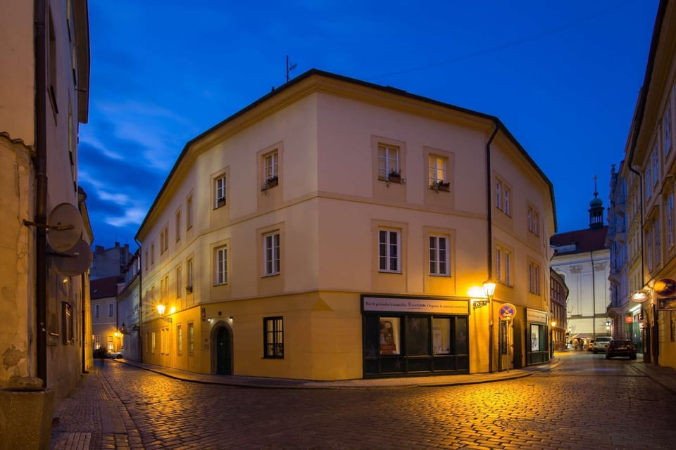 Studio Apartment Block in the Heart of the Old Town
