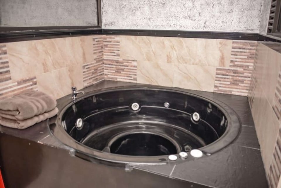 Hot tub