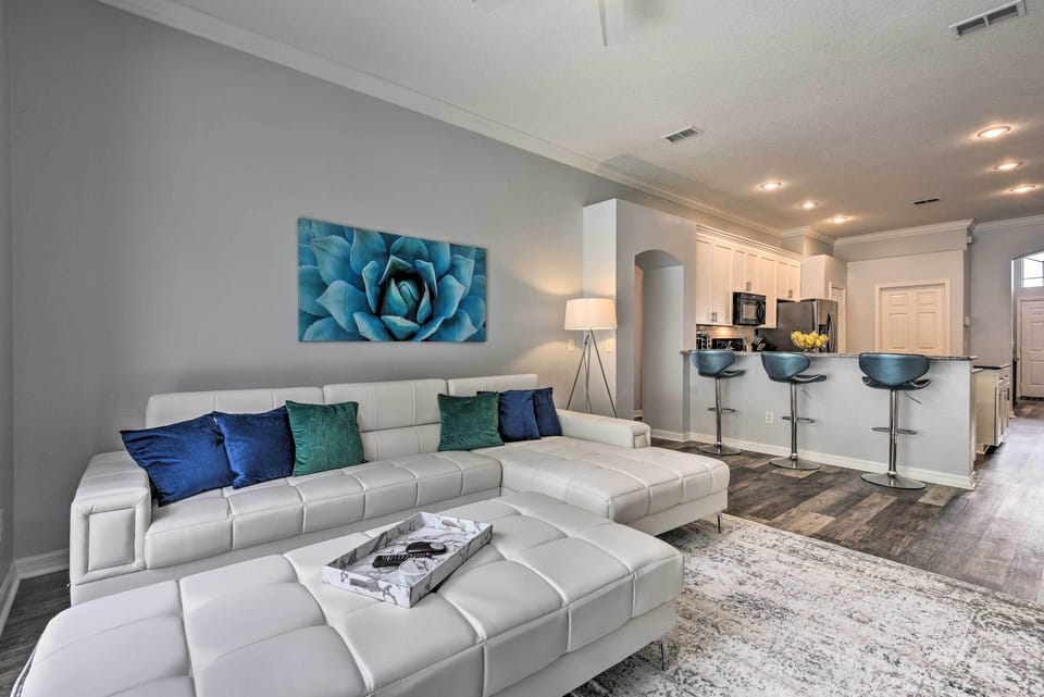 Living Room | Air Conditioning