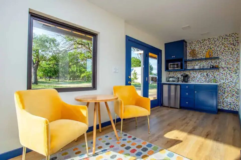 f56eabd5-95df-47fb-bae0-df3834200cc4