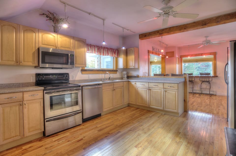 Spacious Kitchen