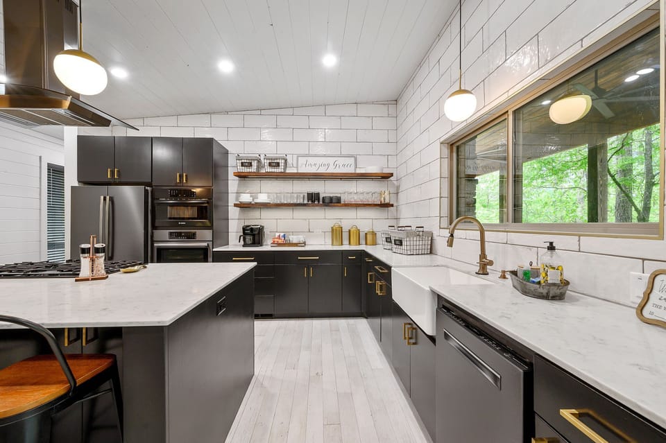 The white, black and gold decor is the epitome of modern luxury.