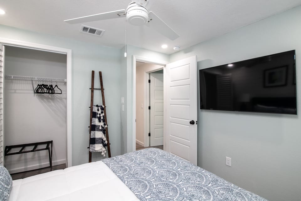 Bedroom 2 Entrance A