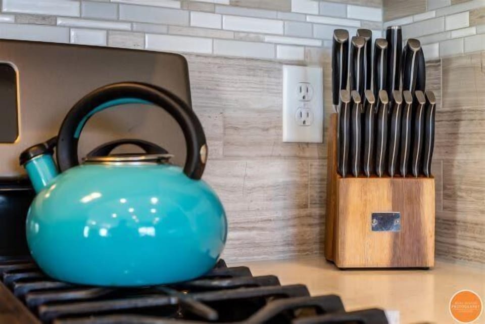 Kitchen is ready for you to cook your favorite meals.
