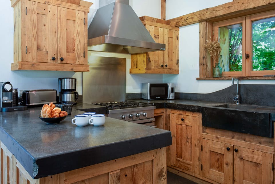 Kitchen area
