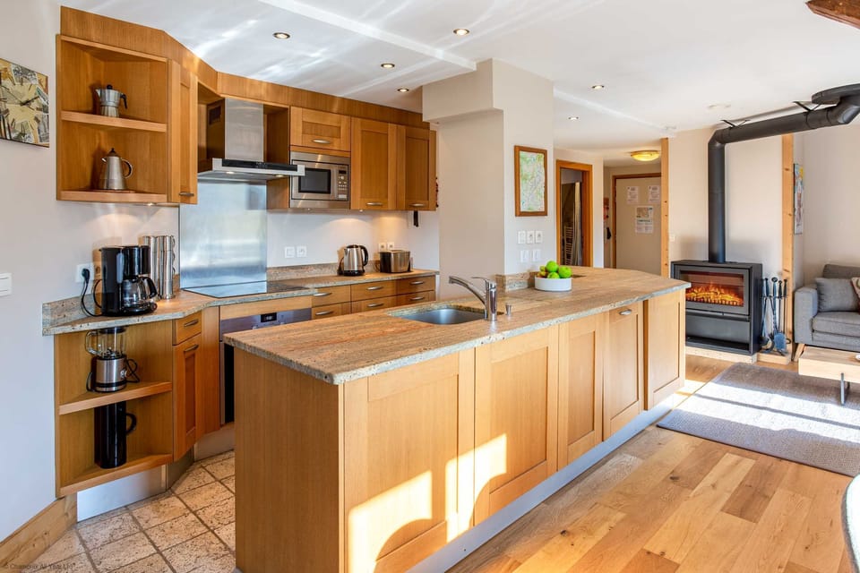 Large kitchen