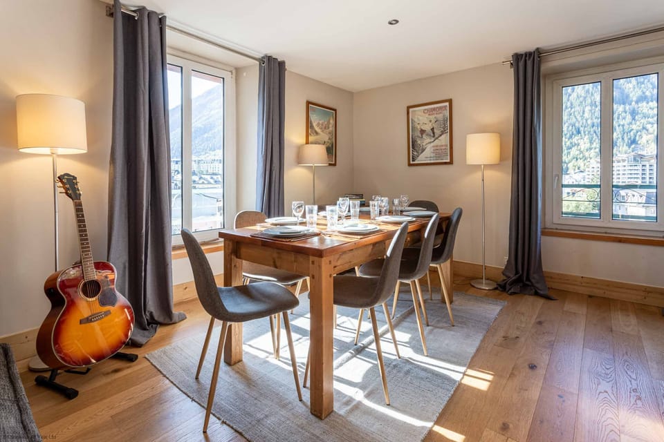 Dining table for 8