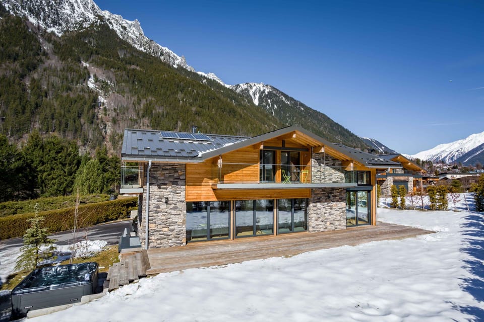Enjoy the hot tub in winter or summer