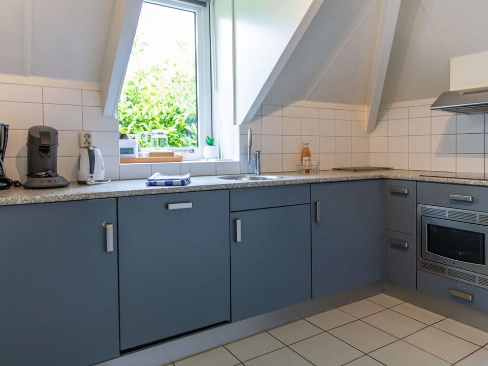 Cabinetry, Kitchen Sink, Property, Building, Countertop, Sink, Window, Tap, Kitchen, Kitchen Stove