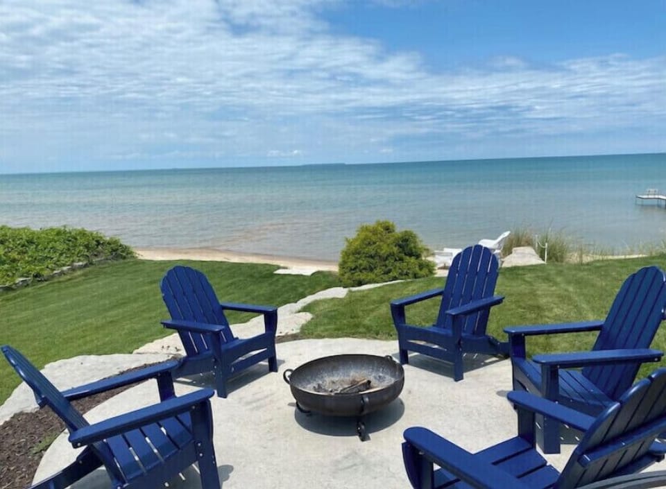 Lake front living and firepit