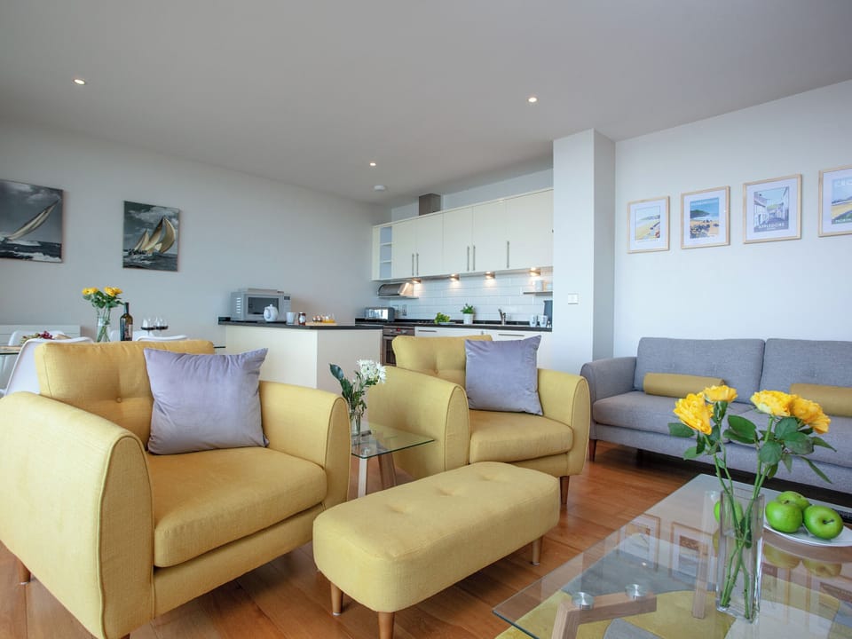 Open plan living space | Ocean Serenity, Westward Ho!