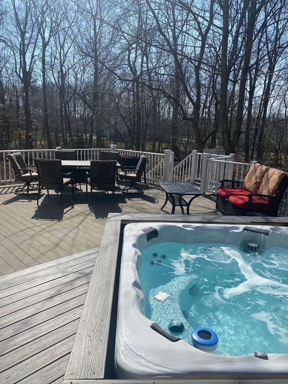 8 Person Hot Tub With Large Deck