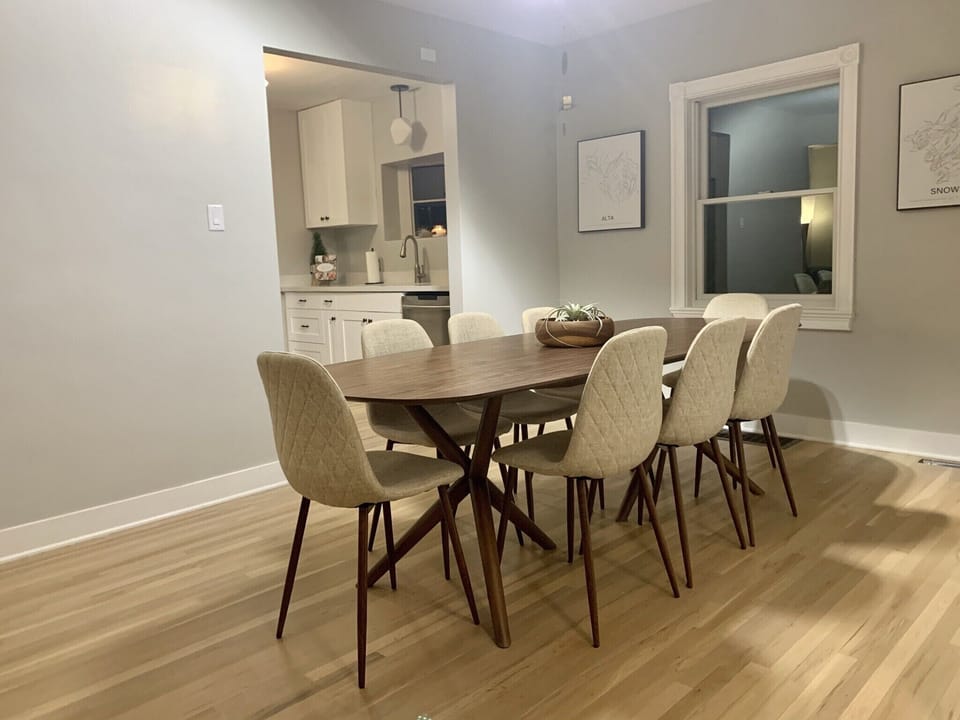 Dining room area