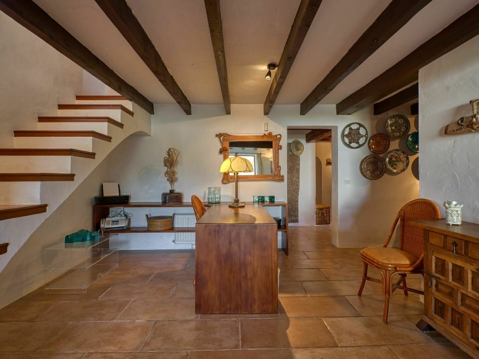 Furniture, Property, Wood, Picture Frame, Table, Interior Design, Floor, Houseplant, Hall