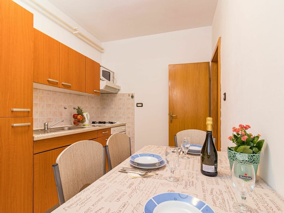 Room, Property, Furniture, Interior Design, Yellow, Building, House, Kitchen, Real Estate, Cabinetry