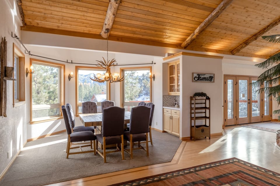 Dining room area