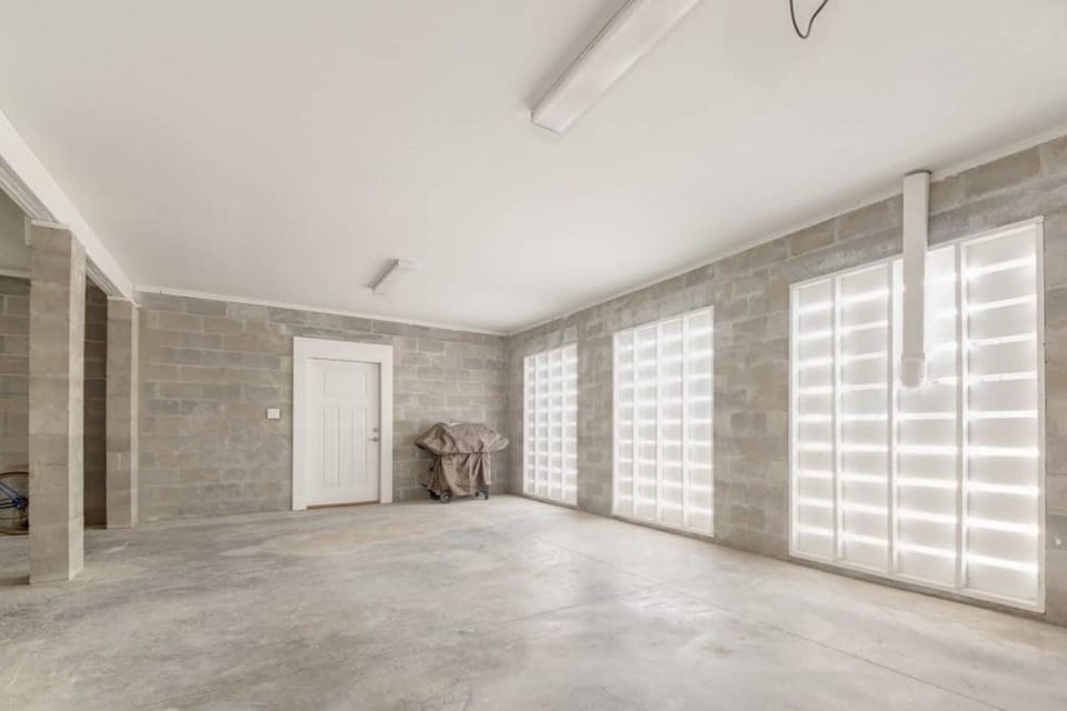 Guest have access to the garage and propane grill
