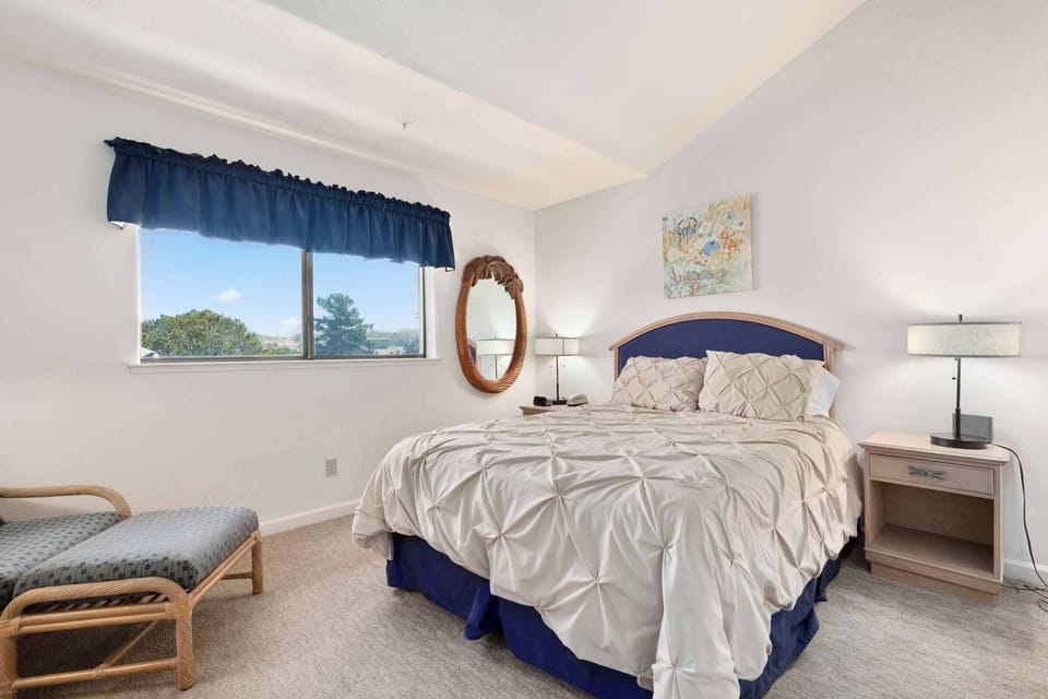 Second Bedroom - Queen