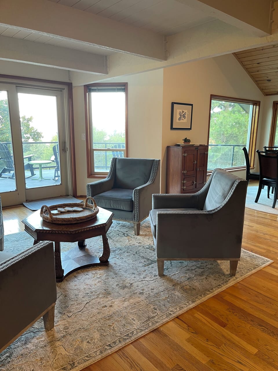 Bright and Inviting Living Space Open to the Dining Room