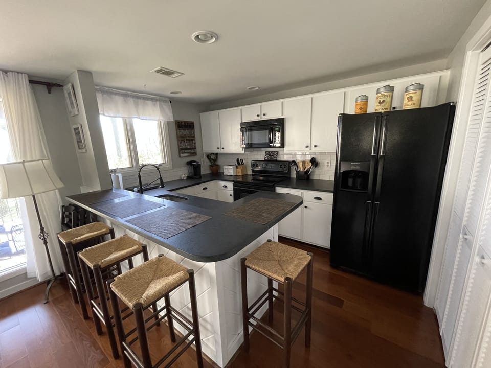 Updated and well equipped kitchen with a Keurig Coffee machine