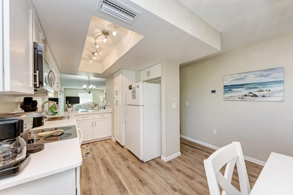 The Anna Maria Island Beach Palms 8B026