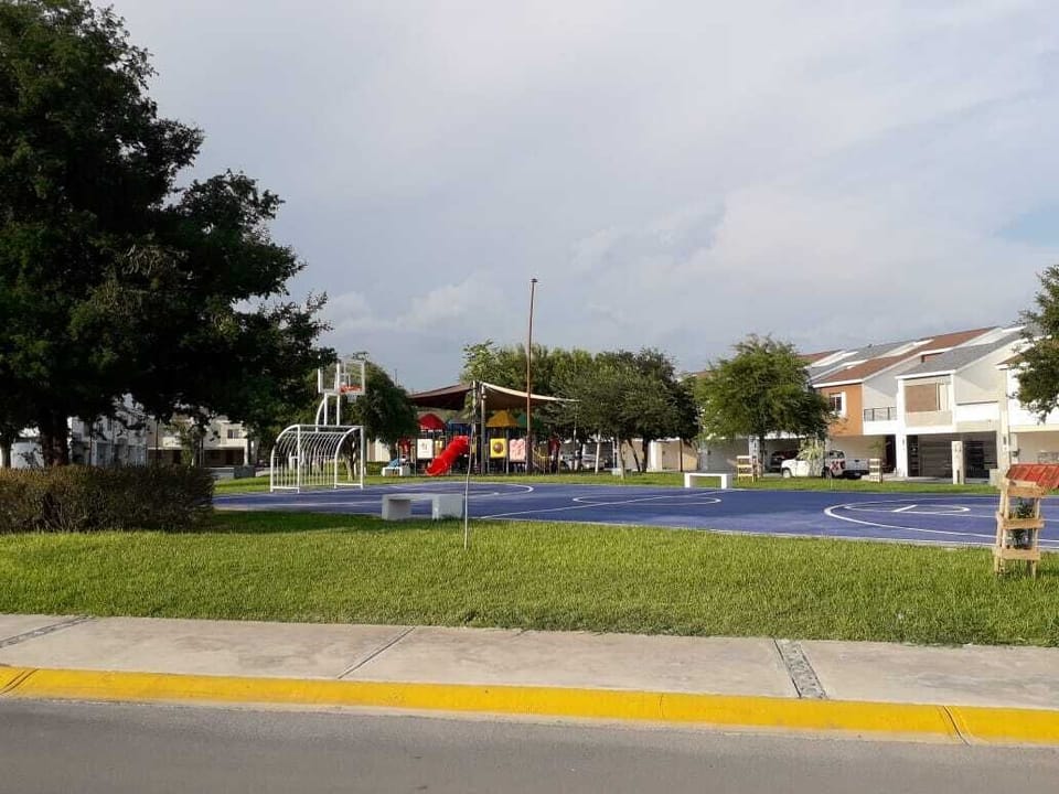 Sport court