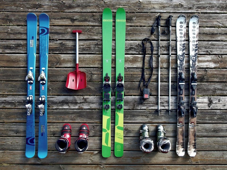 Hit the slopes for less! Book your ski equipment rental with us and save up to 55% at Skiset, France’s top independent ski shop.
