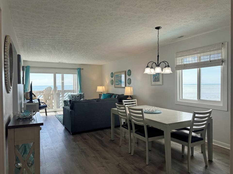 Welcome to Maritime Place A12!