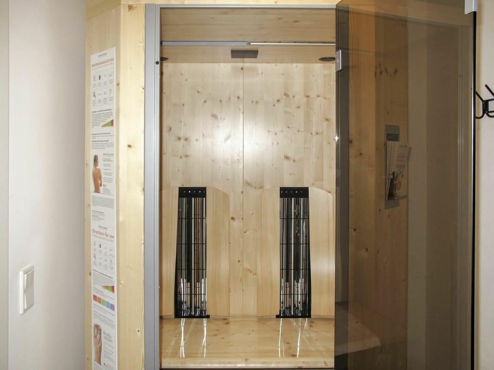 Room, Door, Automotive Exterior, Glass, Floor, Interior Design, Architecture, Furniture, Building, Flooring