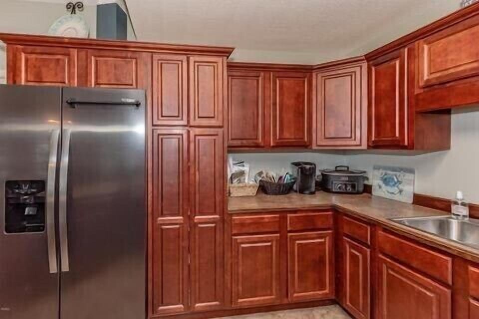 Coffee Maker, Keurig, Ninja, Instapot, Electric Kettle, Blender, Food Processor
