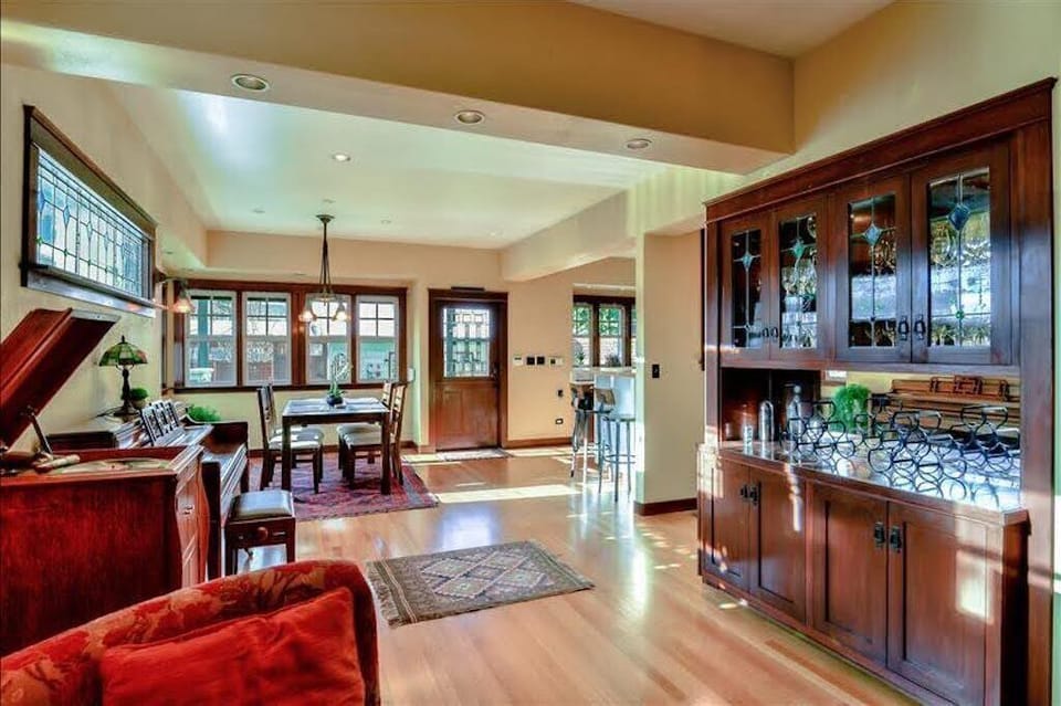 built in bar