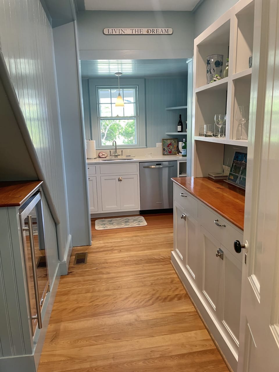 Old fashioned rennovated bar between kitchen and dining room
