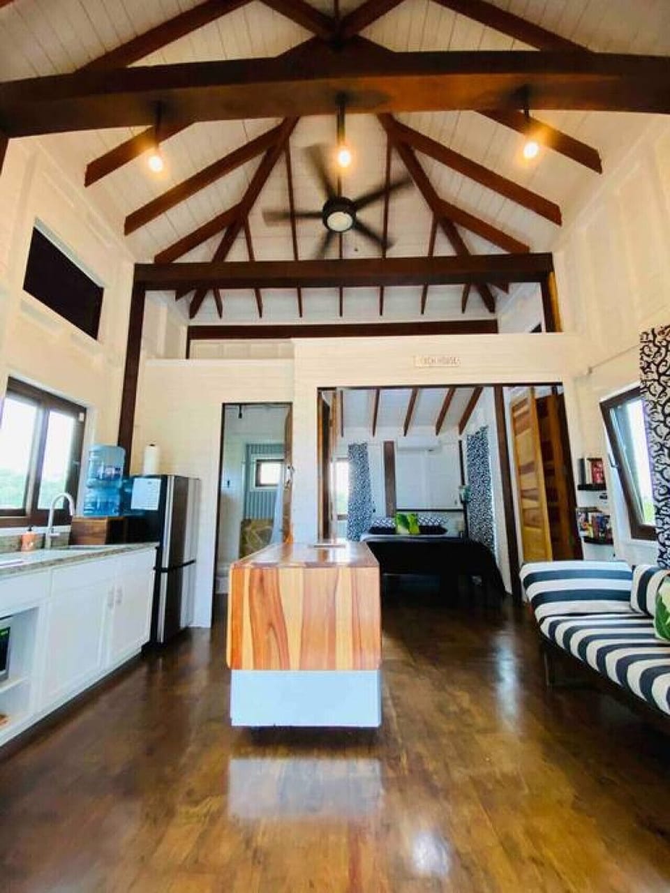 Living room, Kitchen and bedroom