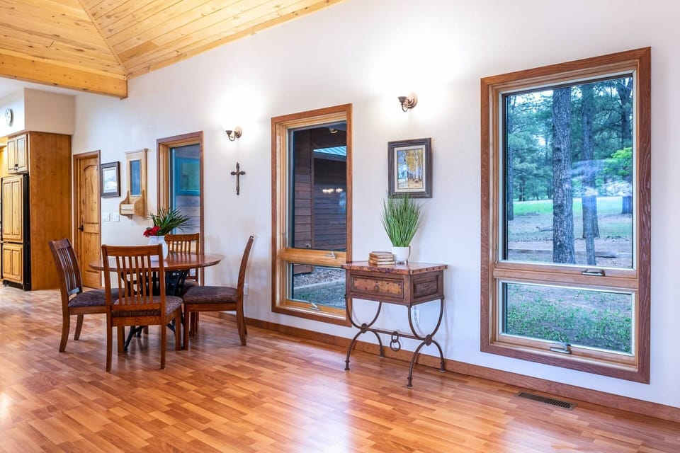 Have a snack at the small breakfast table while taking in the wildlife that ventures through the front yard.